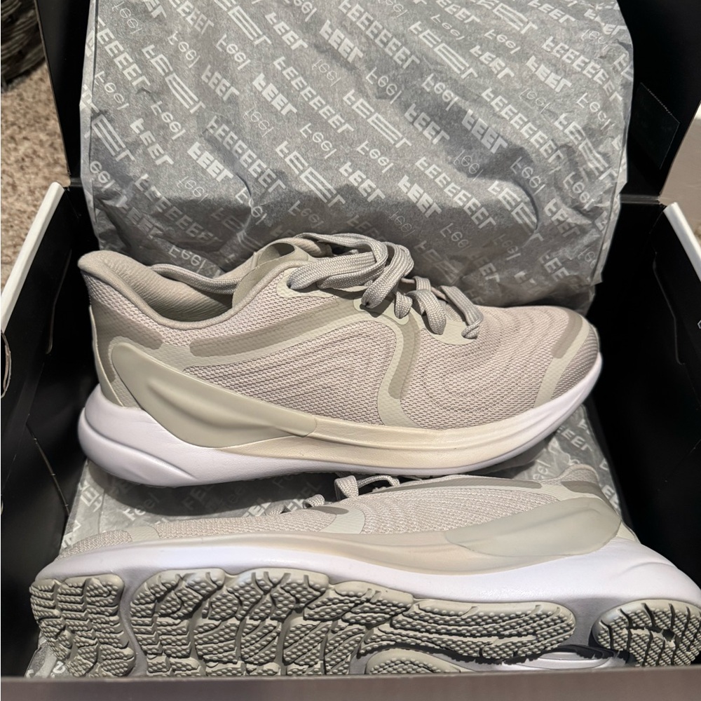 lululemon athletica Women's Cream Sneakers